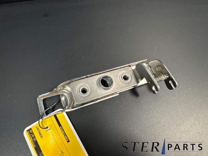 Slotmechaniek Motorkap van een Mercedes Sprinter, Gebruikt, -, Ophalen of Verzenden, -