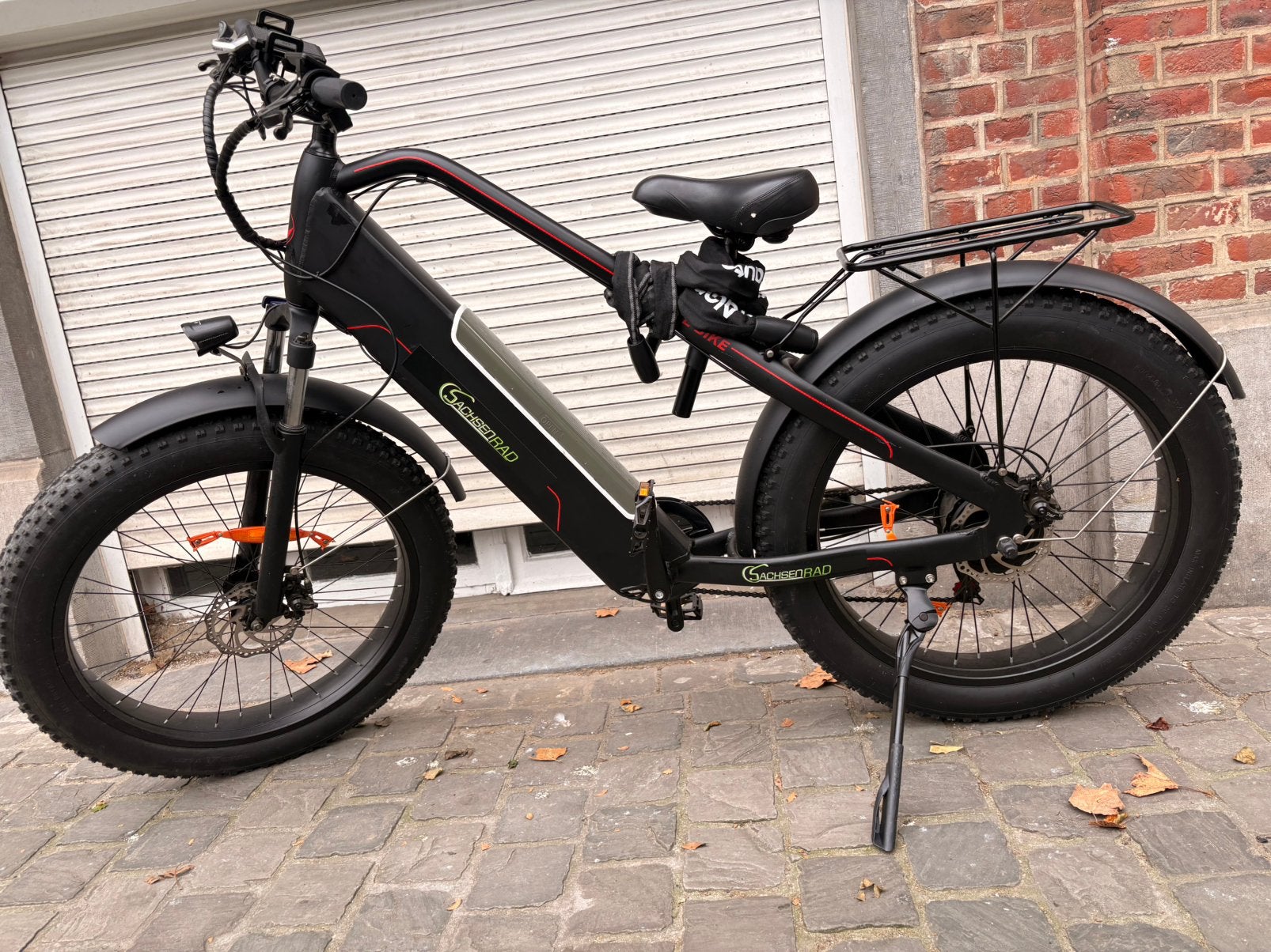 Vélo électrique, marque allemande, Enlèvement, Comme neuf, 50 km par batterie ou plus