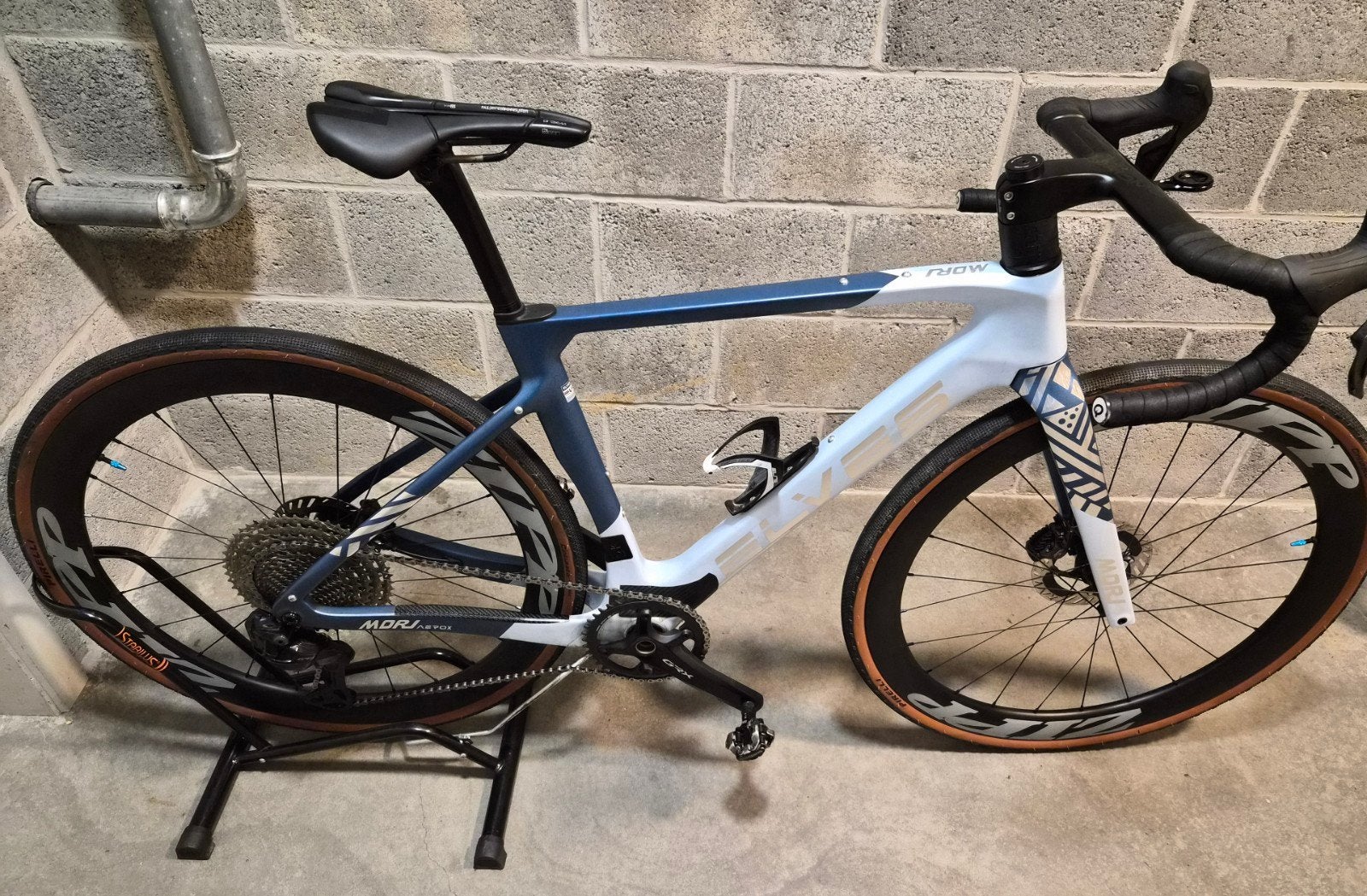 Vélo gravel, Vélos & Vélomoteurs, Vélos | Vélos de course, Carbone, Enlèvement