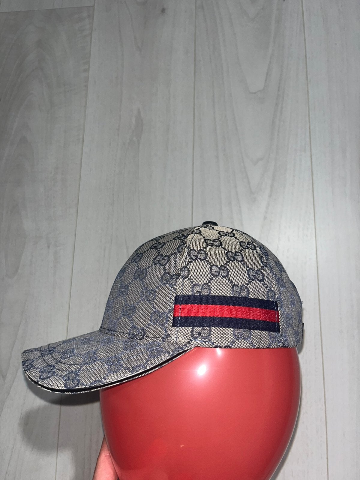 Gucci pet grijs (nieuw), Enlèvement ou Envoi, Neuf, One size fits all, Casquette