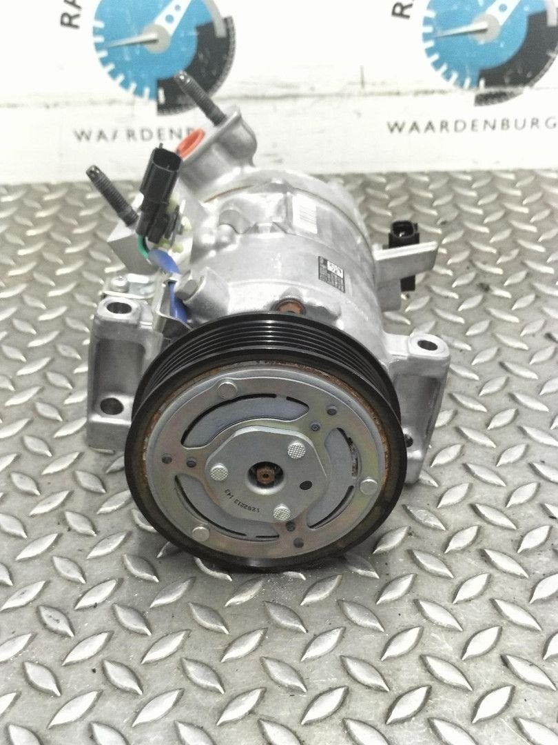 FORD TRANSIT CUSTOM SWB Trail AIRCO COMPRESSOR / AIRCOPOMP P, Enlèvement ou Envoi, Utilisé, ARN reconnu