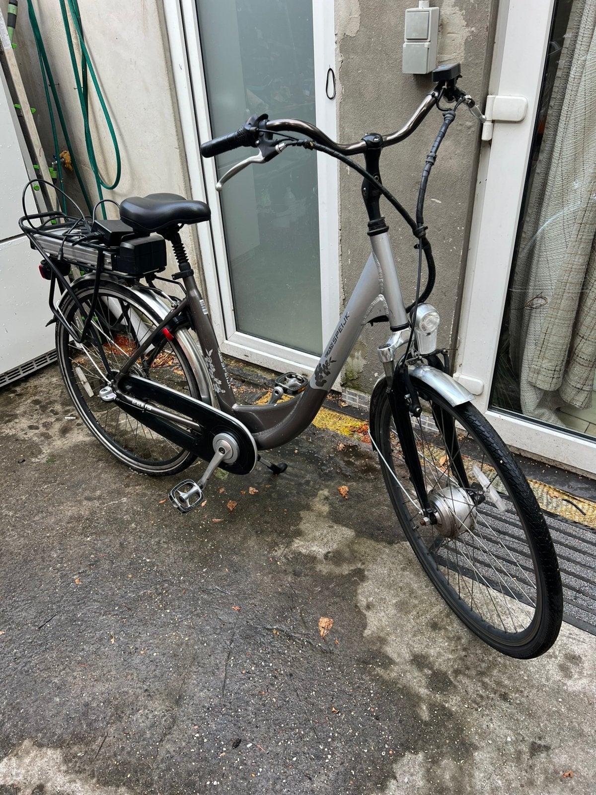 Elektrische damesfiets Van Speijk Eems — In goede staat, Fietsen en Brommers, Elektrische fietsen, Ophalen, Zo goed als nieuw