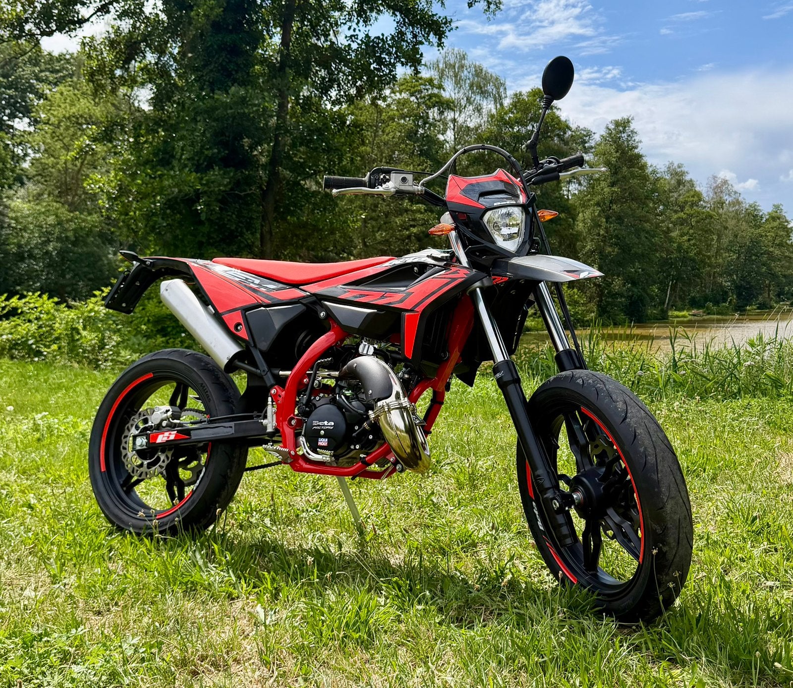 Beta RR 50cc NIEUW, Fietsen en Brommers, Brommers | Crossbrommers, Ophalen, Zo goed als nieuw