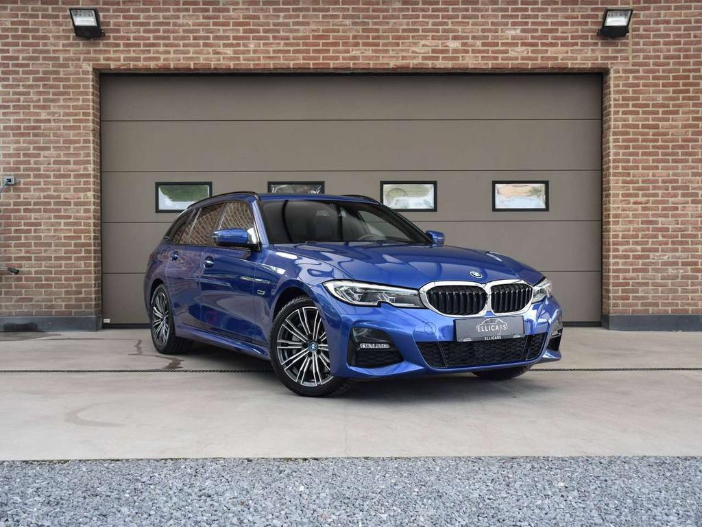 BMW 330 eAS PHEV TOURING / M PAKKET / SCHUIFDAK / CARPLAY /, Auto's, 1998 cc, 0 min, 292 pk, Zwart