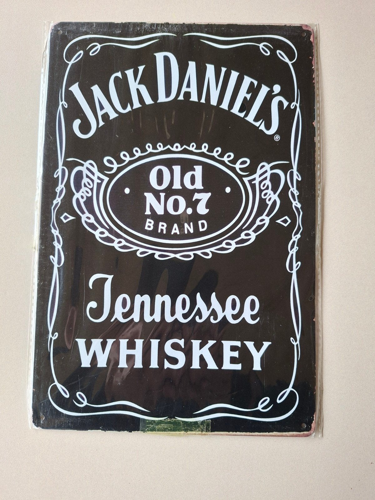 Signe JACK DANIEL'S
20 cm x 30 cm
Offre : 8€ par pièce, Enlèvement