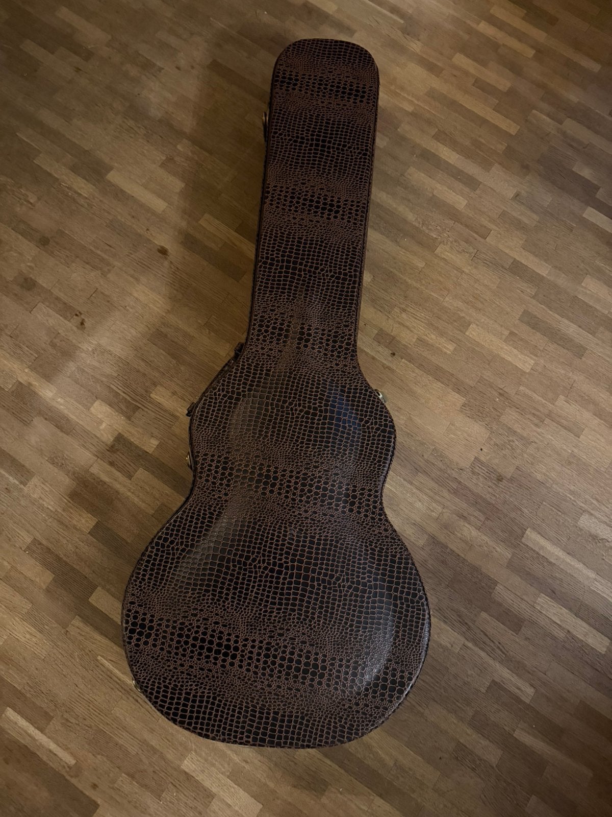 Étui rigide Thomann pour guitare Les Paul/Single Cut, Musique & Instruments, Enlèvement, Comme neuf