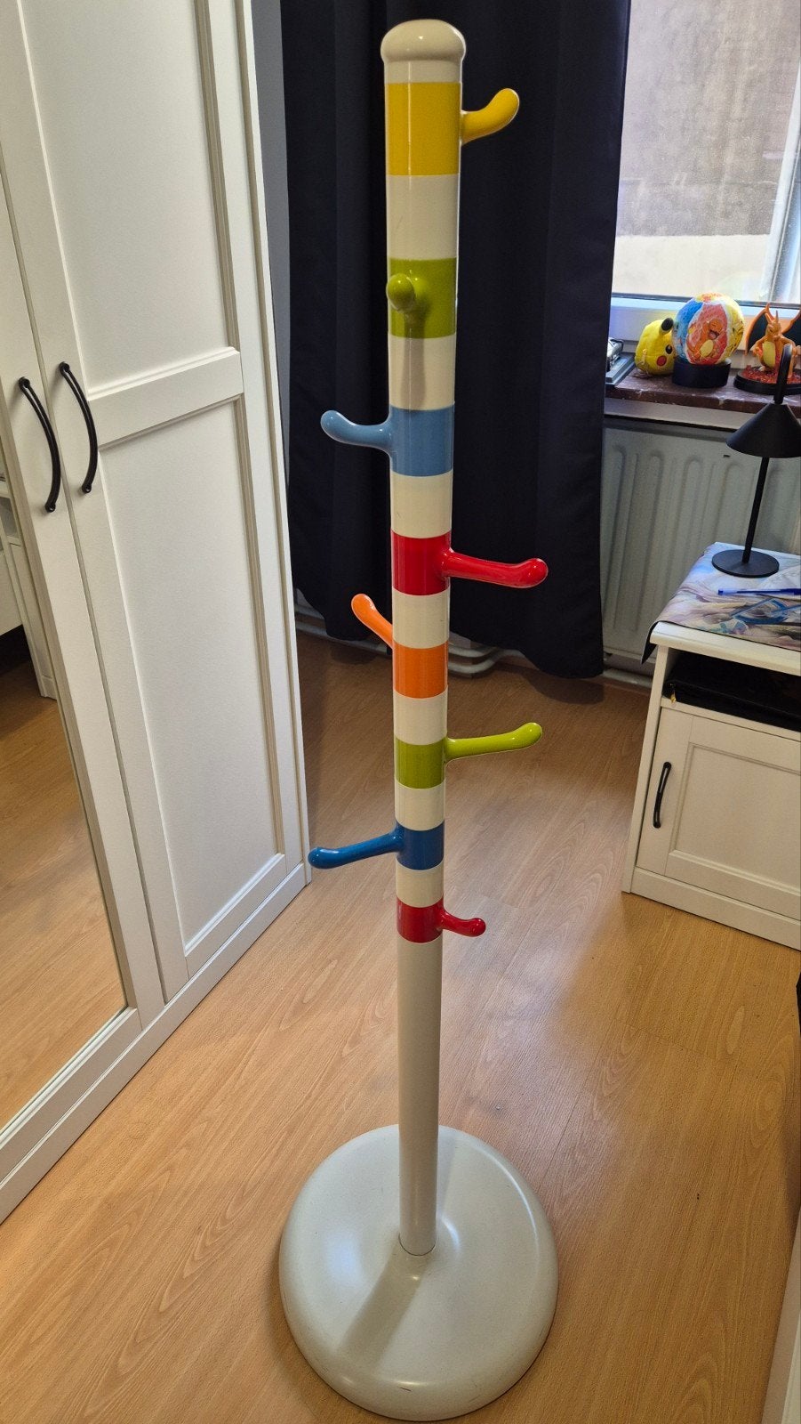 Kinder kapstok ikea 130cm, Huis en Inrichting, Woonaccessoires | Kapstokken, Ophalen, Overige materialen, Gebruikt, 100 tot 150 cm