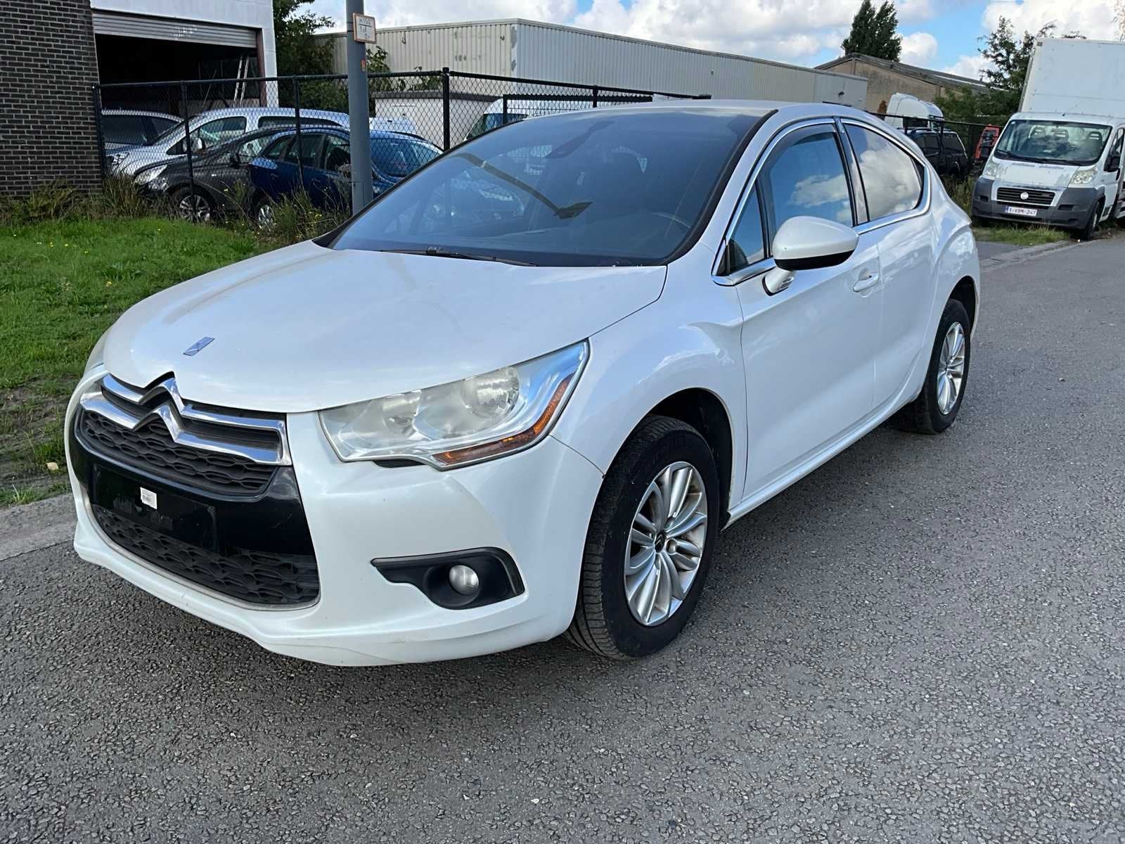 Voiture voyageurs Citroën DS4 2014, Achat, Entreprise, Boîte manuelle, Autre carrosserie