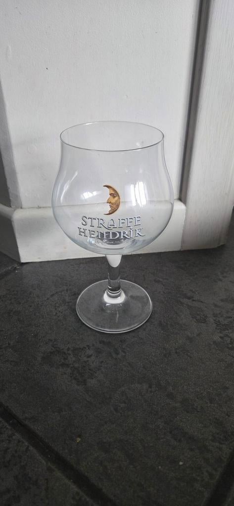Bierglas straffe Hendrik, Enlèvement, Verre à bière