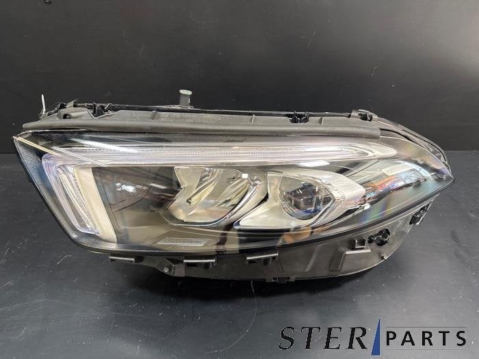 Phare gauche d'un Mercedes A-Klasse, Autos : Pièces & Accessoires, 3 mois de garantie, Utilisé, -, -