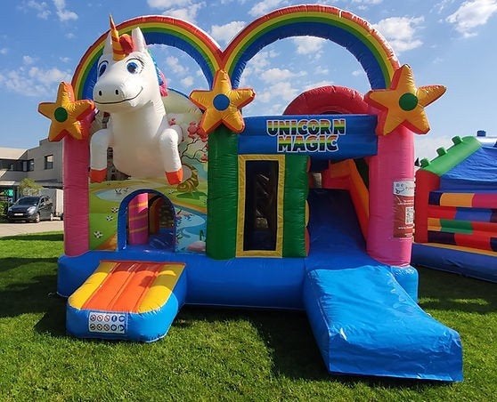 Unicorn springkasteel te koop met blazer, attest en garantie, Hobby en Vrije tijd, Ophalen, Gebruikt