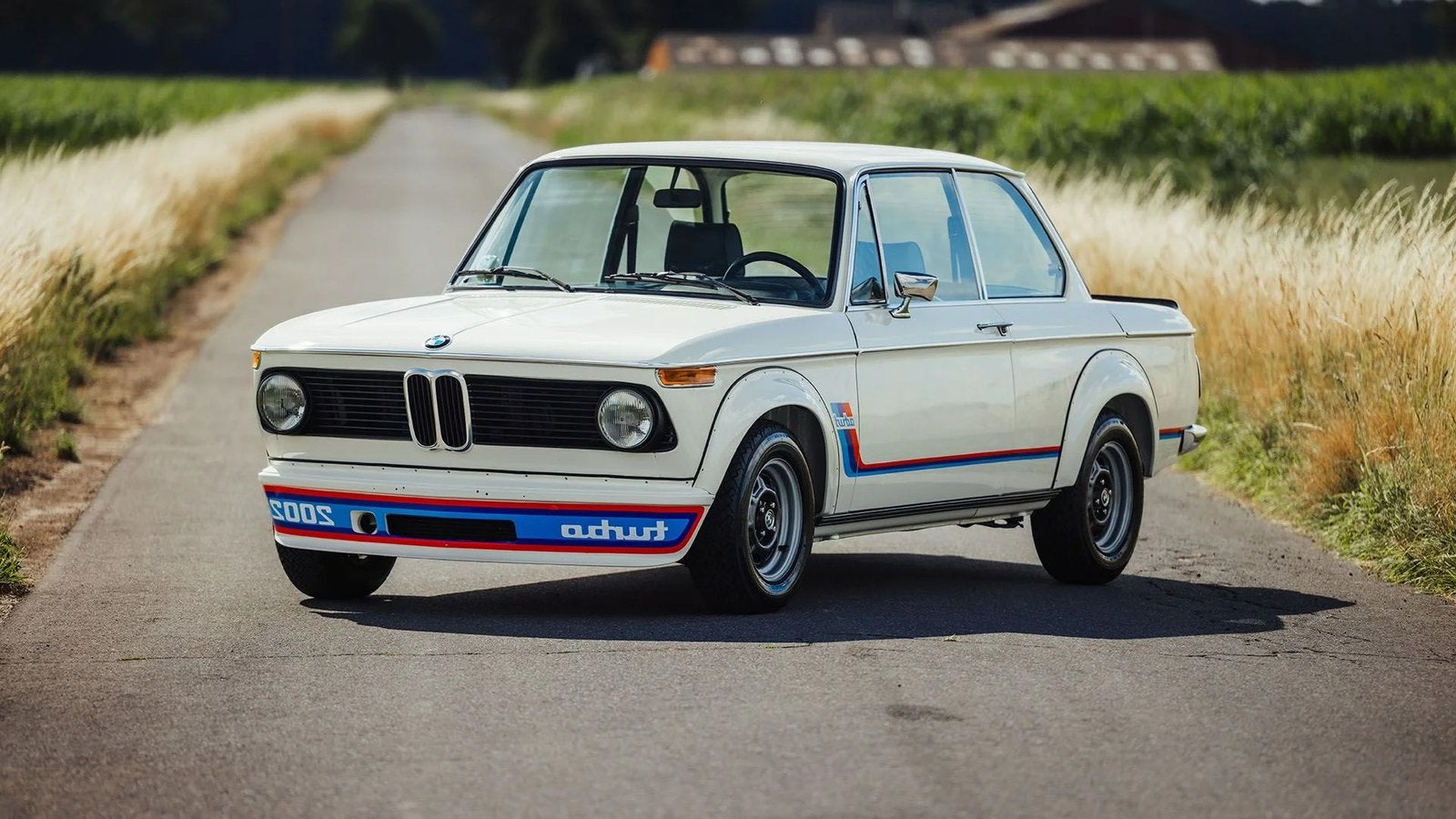 Bmw 2002 turbo, Auto's, BMW, Bedrijf, Overige modellen, Benzine, Berline, 3 deurs, Handgeschakeld, Wit, Zwart, Leder en Stof, Achterwielaandrijving