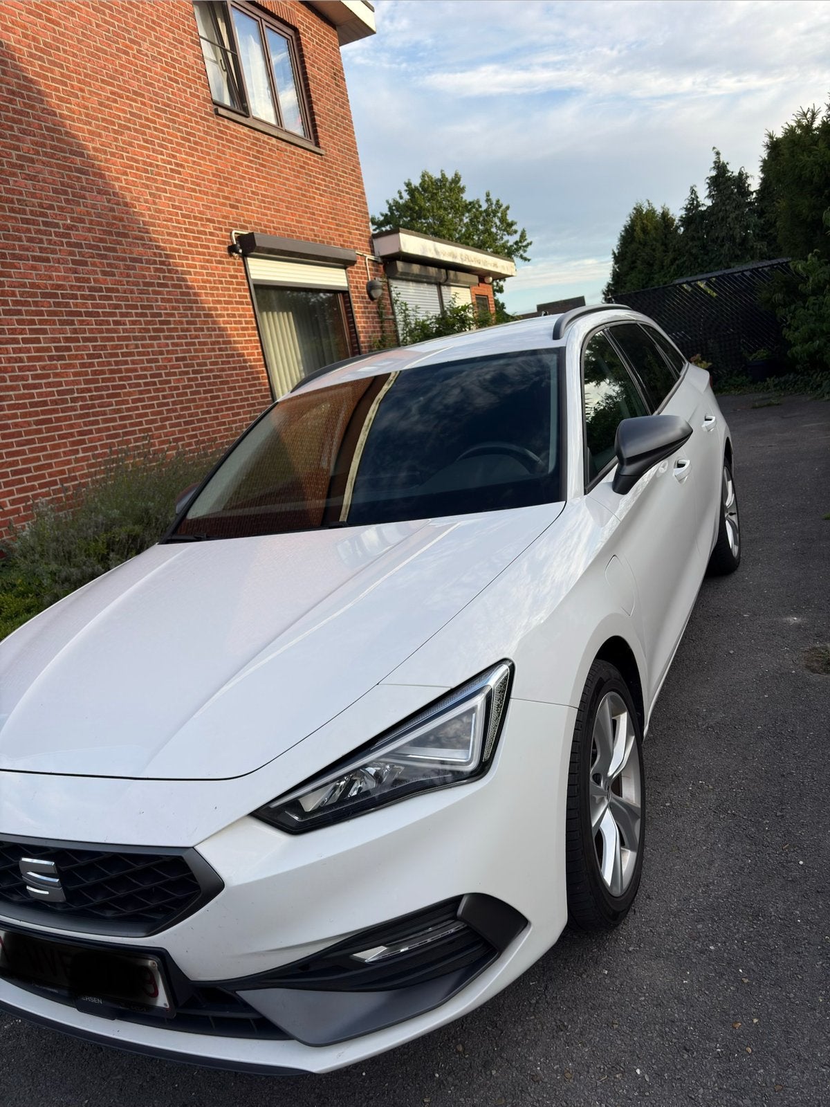 Seat Leon KL E-Hybride, Euro 6, 4 cilinders, Leon, Leder en Stof