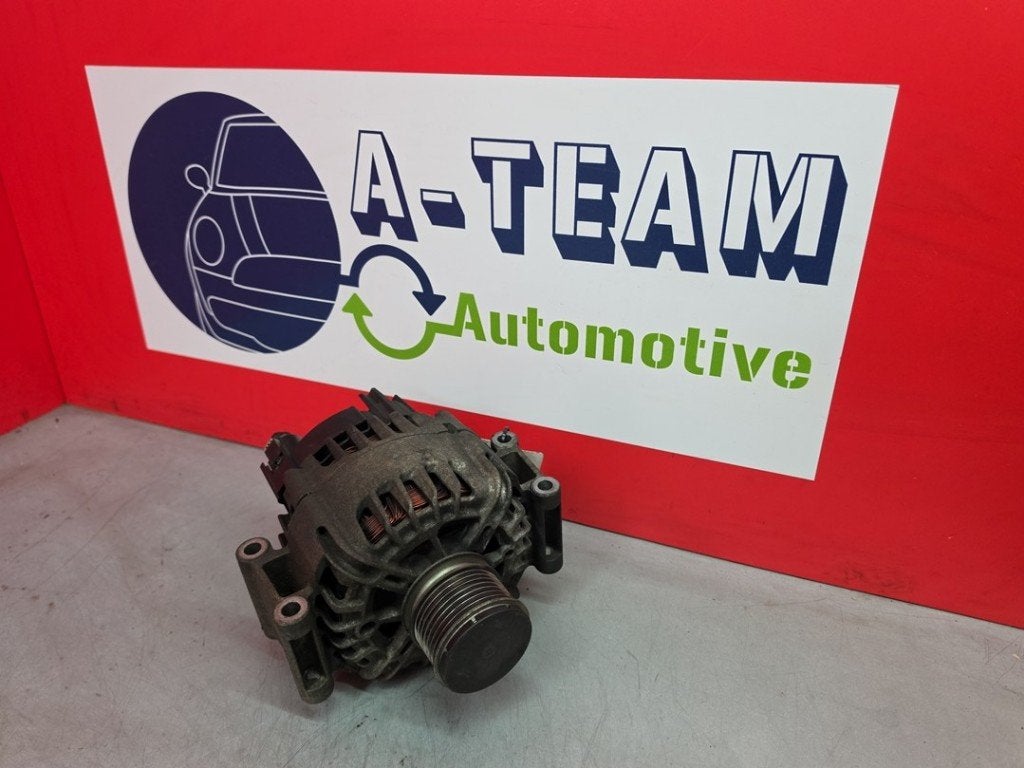 ALTERNATEUR V-Snaar C (W204) (|A2711541402|A271154140280|), Valeo, Mercedes-Benz, Utilisé, 100, rue de Courcelles
75017  Paris, FR