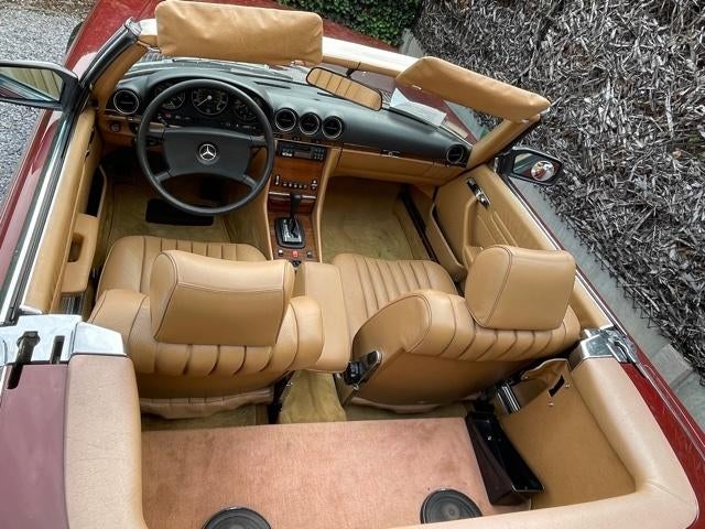 Mercedes 380 SL R107 Roadster Orient red 1983, foto 4