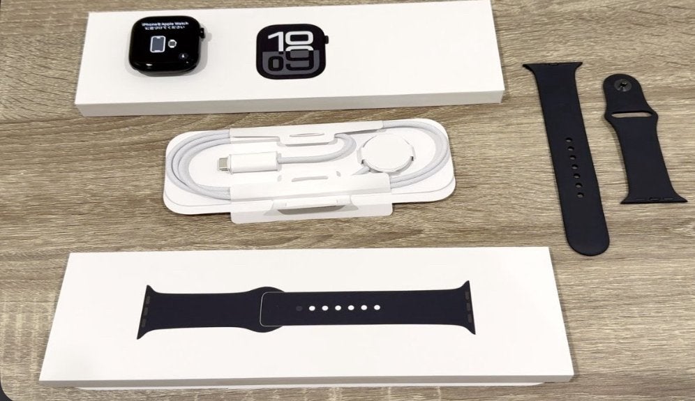 Apple Watch S10 45 mm, Enlèvement ou Envoi, Comme neuf
