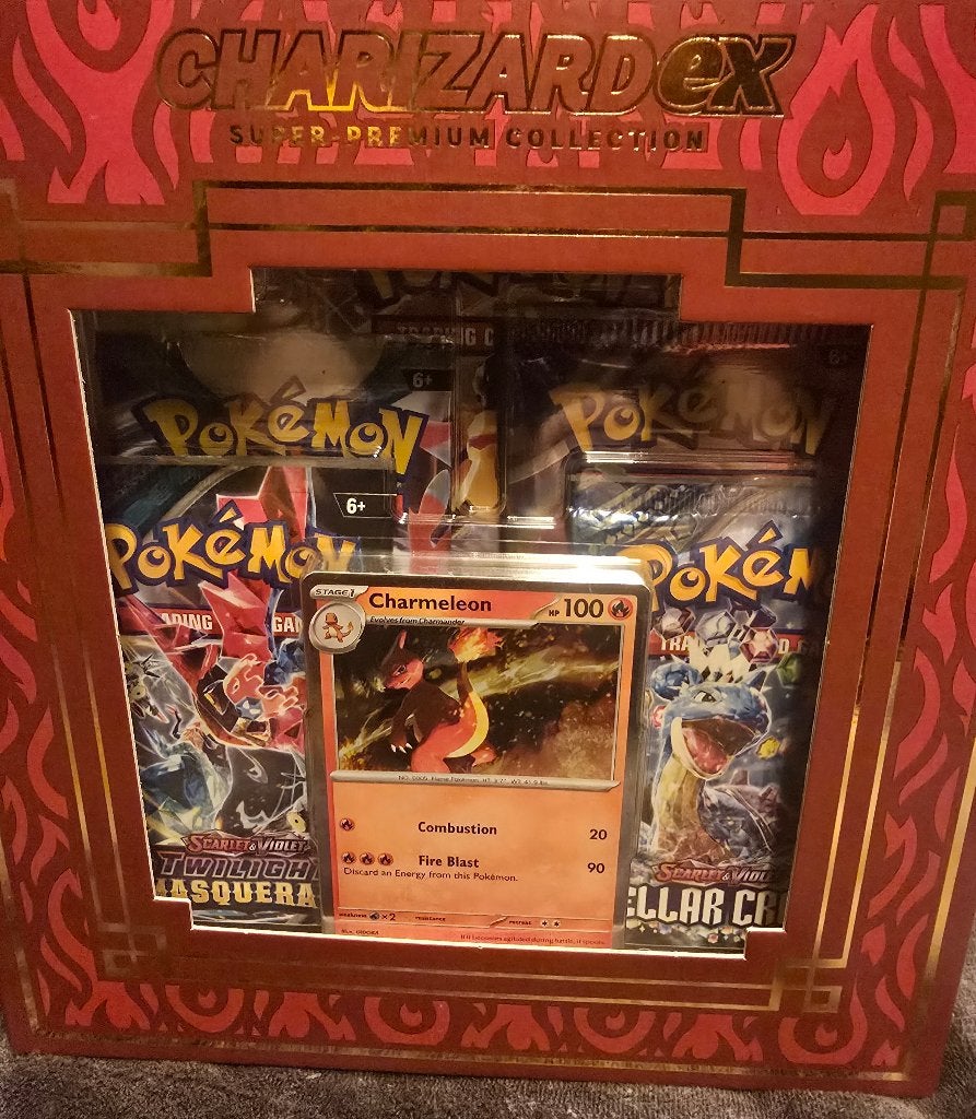 Pokemon  Charizard ex super box, Ophalen of Verzenden, Nieuw