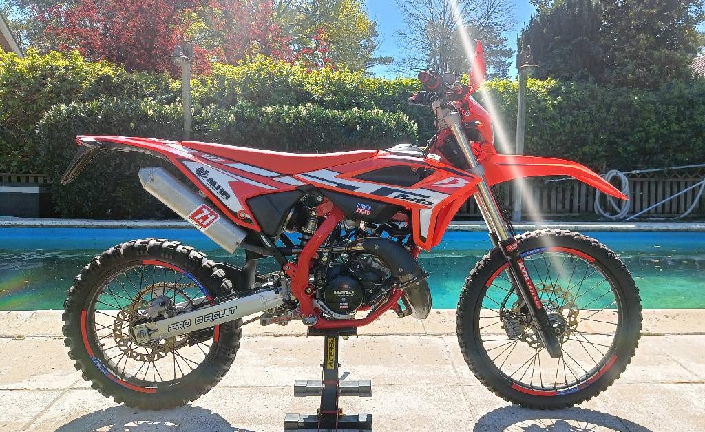 Beta RR 50 Enduro Racing 2025, 6 versnellingen, Zo goed als nieuw, 50 cc, Ophalen