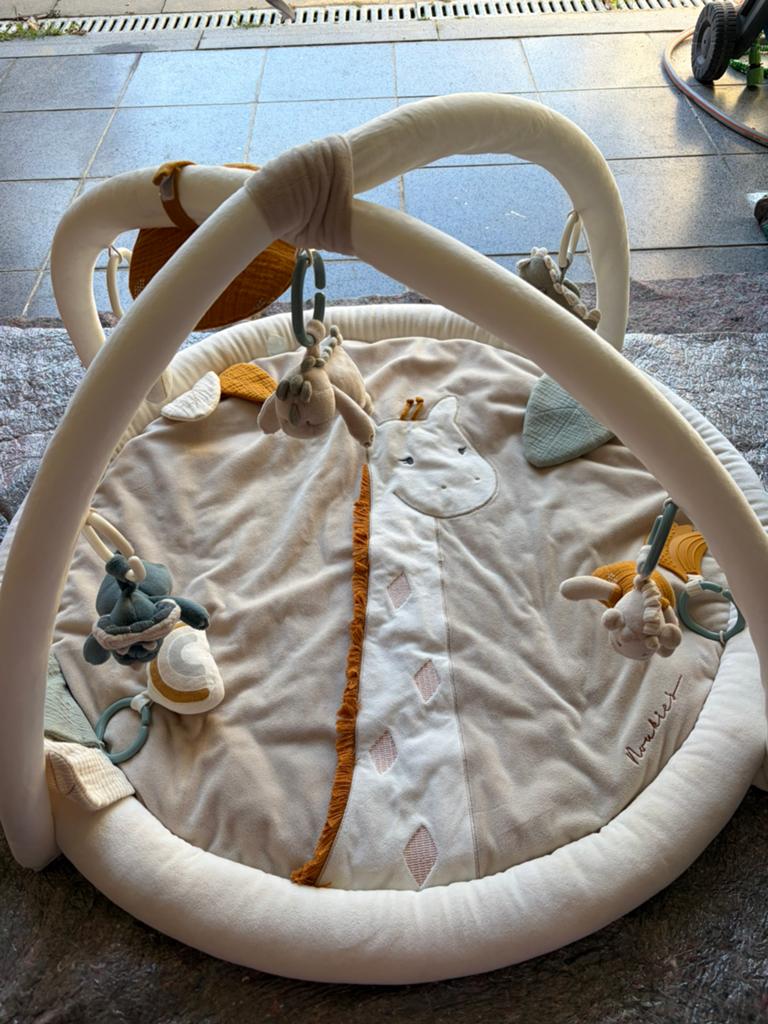 Tapis de jeu Noukies, Enfants & Bébés, Enlèvement, Comme neuf