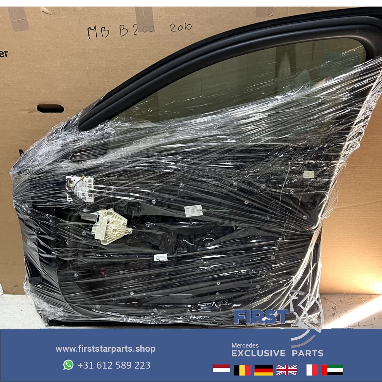 W205 S205 DEUR RECHTS VOOR ZWART Mercedes C Klasse 2014-2020, Auto-onderdelen, Gebruikt, -, Deur, Ophalen of Verzenden