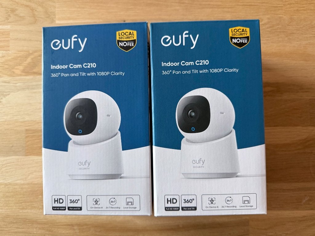 2 x Eufy Indoor Cam C210 – Nieuw & ongeopend, Ophalen of Verzenden, Nieuw, Binnencamera