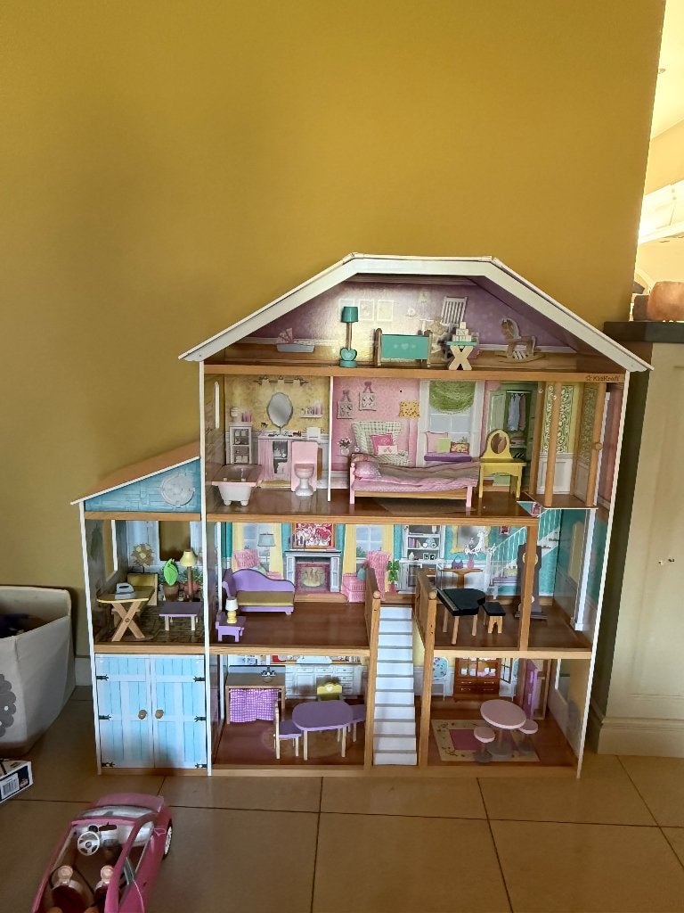 Poppenhuisvan hout, Kinderen en Baby's, Speelgoed | Poppenhuizen, Ophalen, Zo goed als nieuw, Poppenhuis