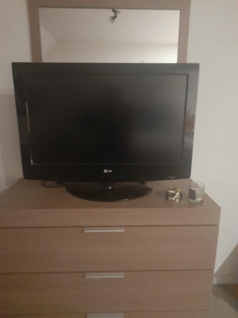 LG tv, Enlèvement, LG