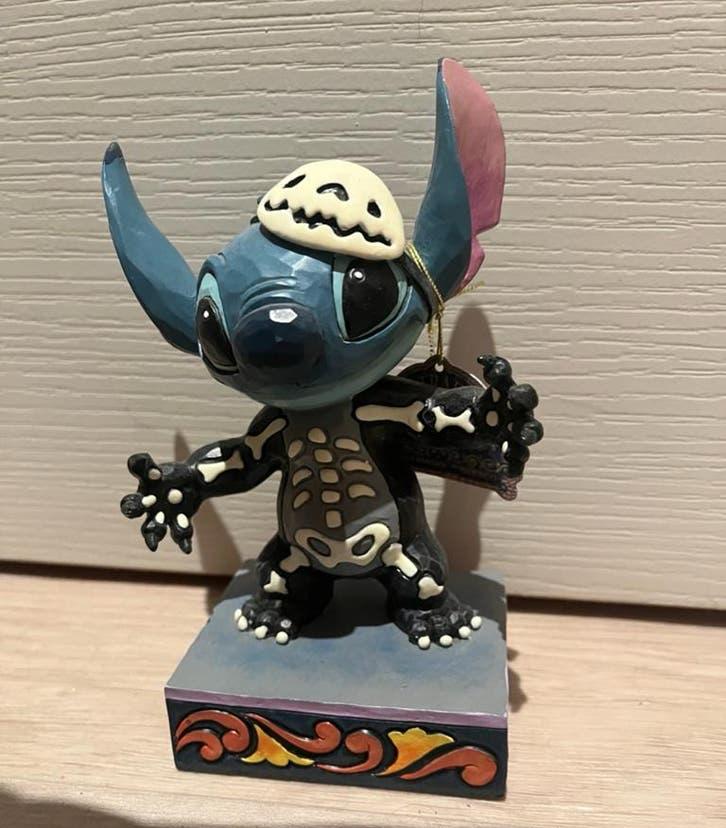 Disney traditions Spooky experiment Stitch glow in the dark, Verzamelen, Disney, Zo goed als nieuw, Beeldje of Figuurtje, Overige figuren