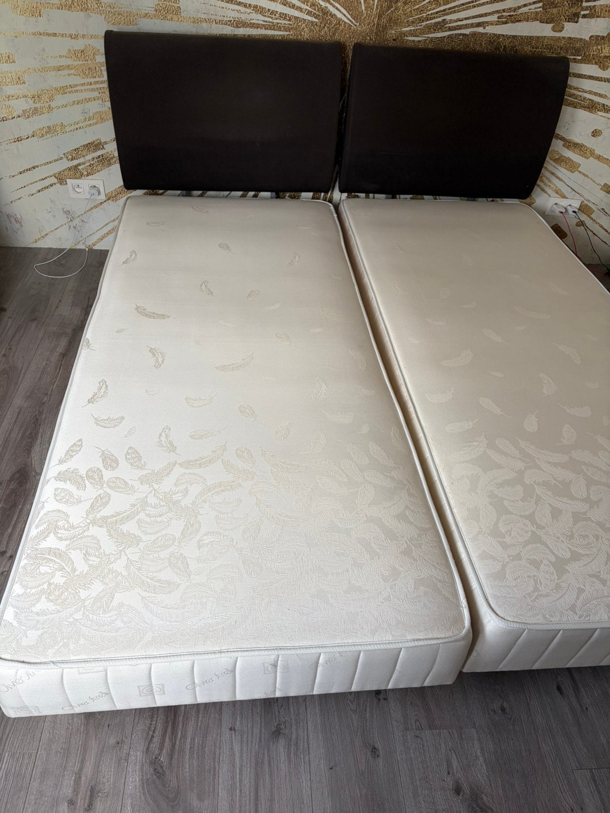 Gratis af te halen - Boxspring - Oliver Strelly, Maison & Meubles, Chambre à coucher | Lits boxsprings, Enlèvement, Utilisé, 180 cm
