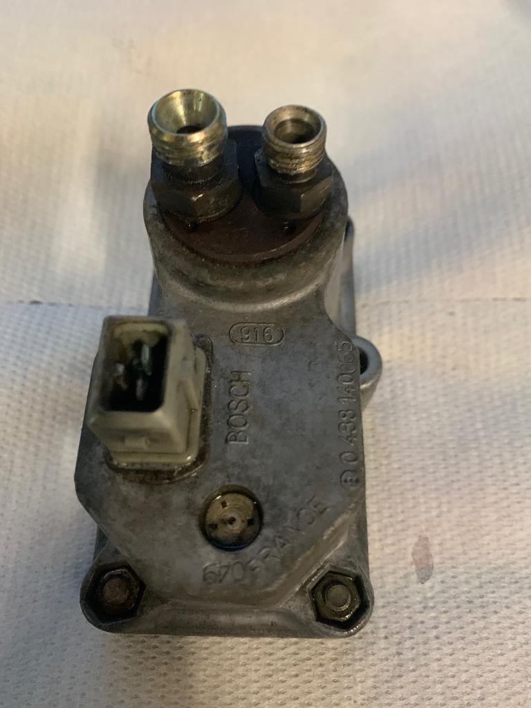 W123 - M102  warmloopregelaar Bosch, Enlèvement, Mercedes-Benz