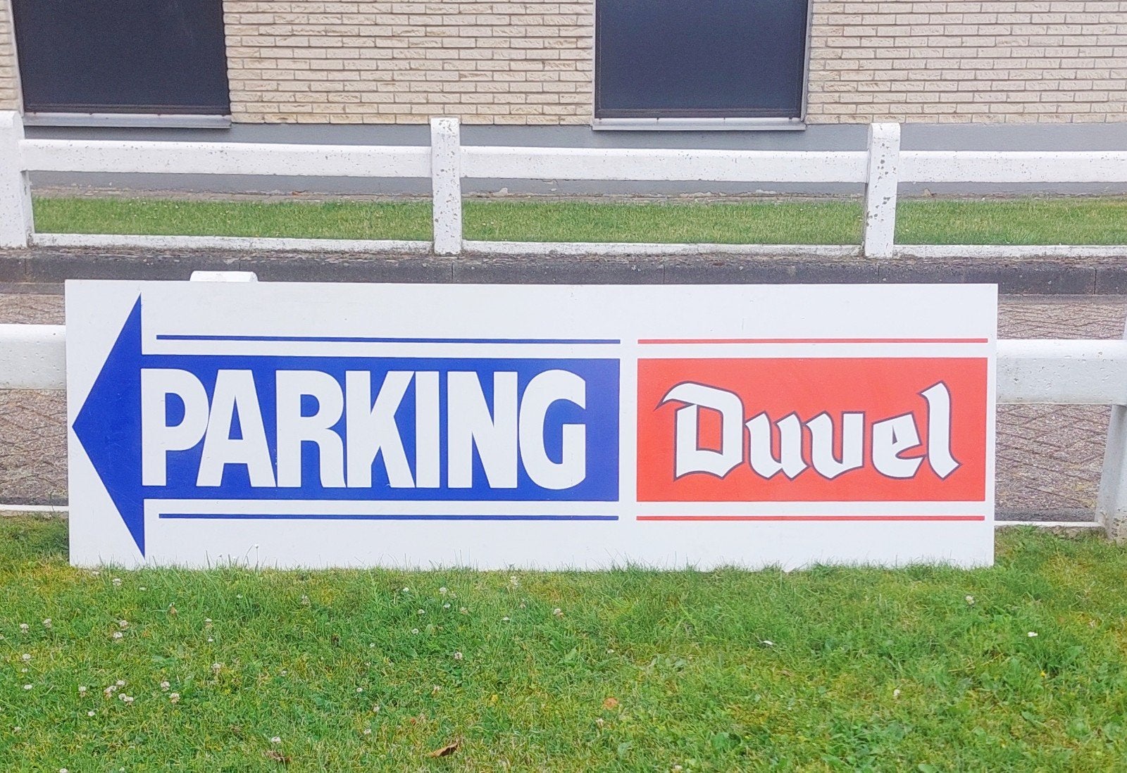 Duvel Parking groot bord, Ophalen