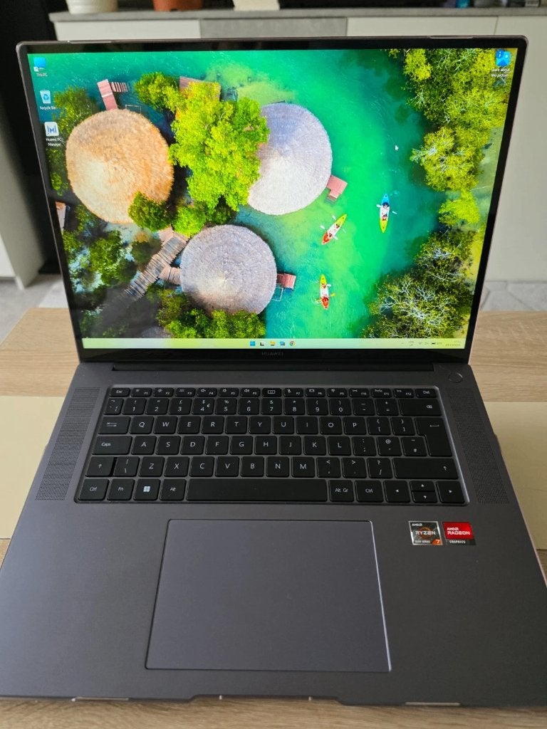 Huawei MateBook 16-inch AMD Ryzen 7 5800H, 512GB, 16GB, Computers en Software, Ryzen 7, Gebruikt, Qwerty, Huawei