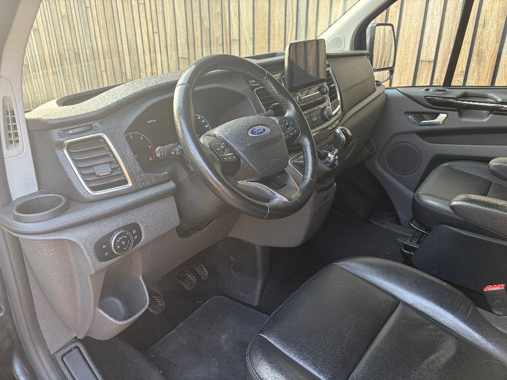 Ford Transit Custom L2 2.0D 170PK dubbele cabine, Auto's, Zwart, Leder, Diesel, Overige carrosserie