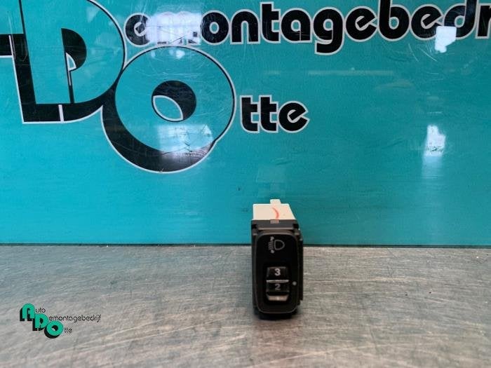 Commutateur phare hauteur réglable d'un Mitsubishi Outlande, -, 3 mois de garantie, Utilisé, Mitsubishi