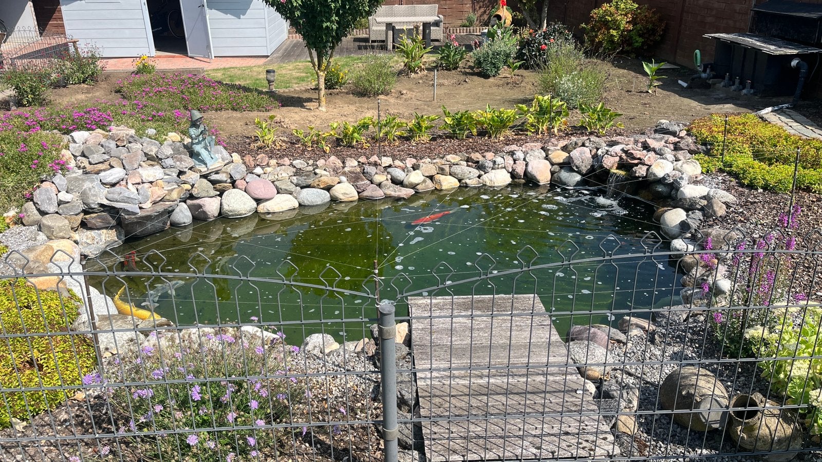 vijverstenen , pomp en filterinstallatie gratis mee te nemen, Tuin en Terras, Vijver-toebehoren, Ophalen, Gebruikt, Vijverrand
