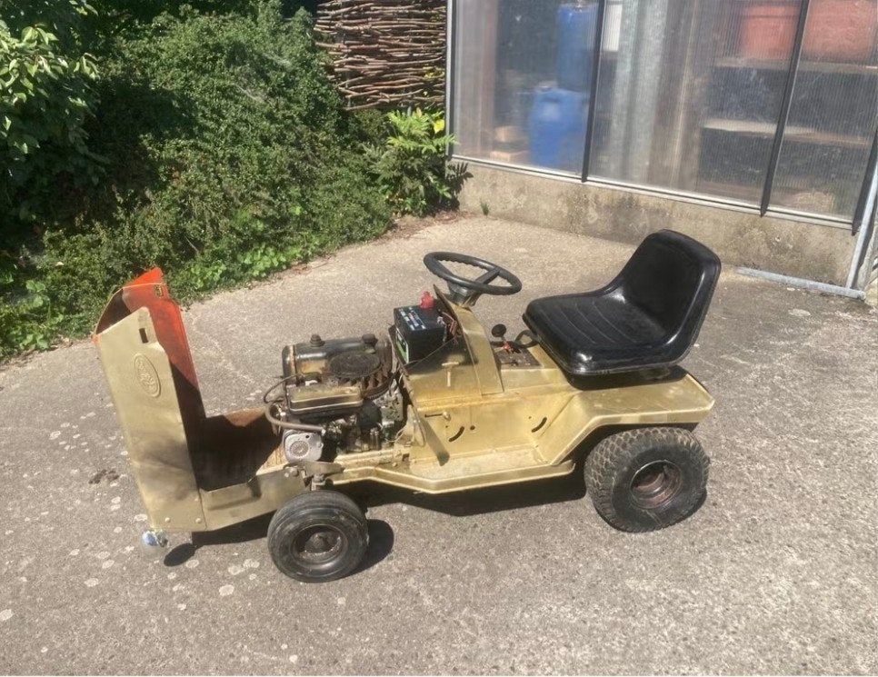 zitmaaier trekker, Ophalen, Motor