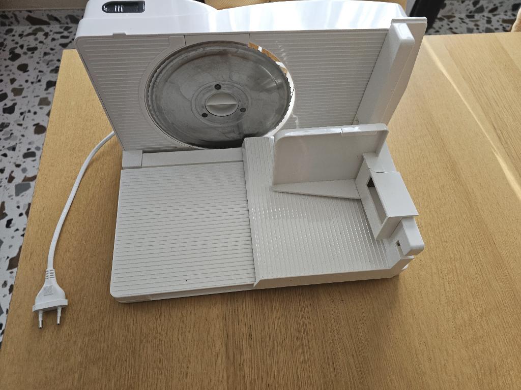 Petite trancheuse entièrement pliable FS-280, Electroménager, Enlèvement ou Envoi, Utilisé