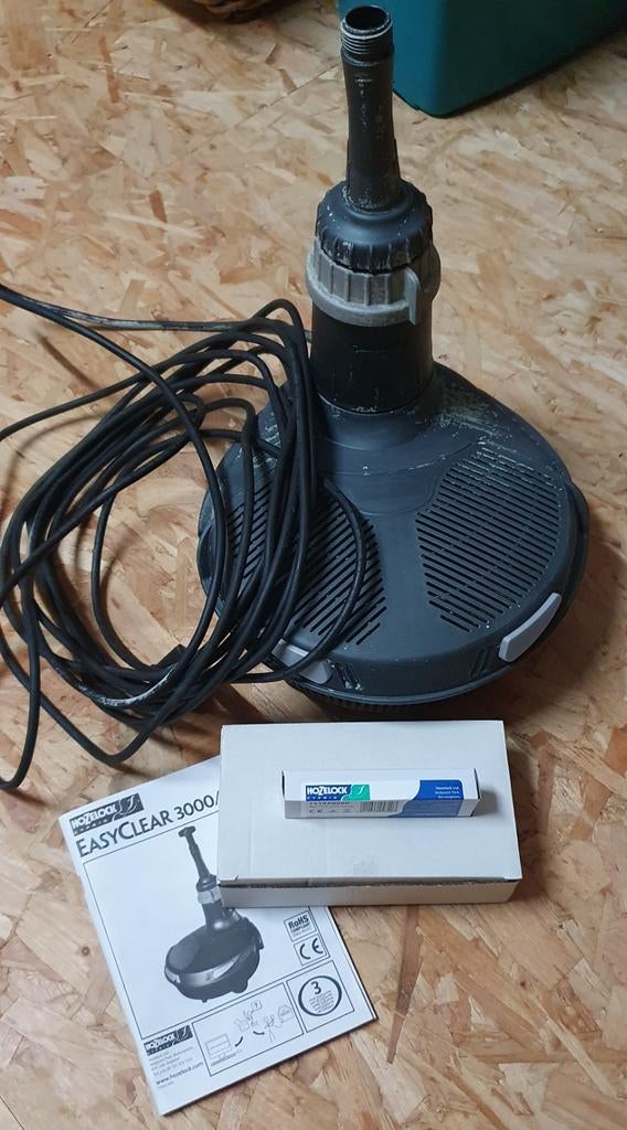 Vijverpomp Hozelock easyclear 3000 + nieuwe 5 watt UVClamp!, Enlèvement
