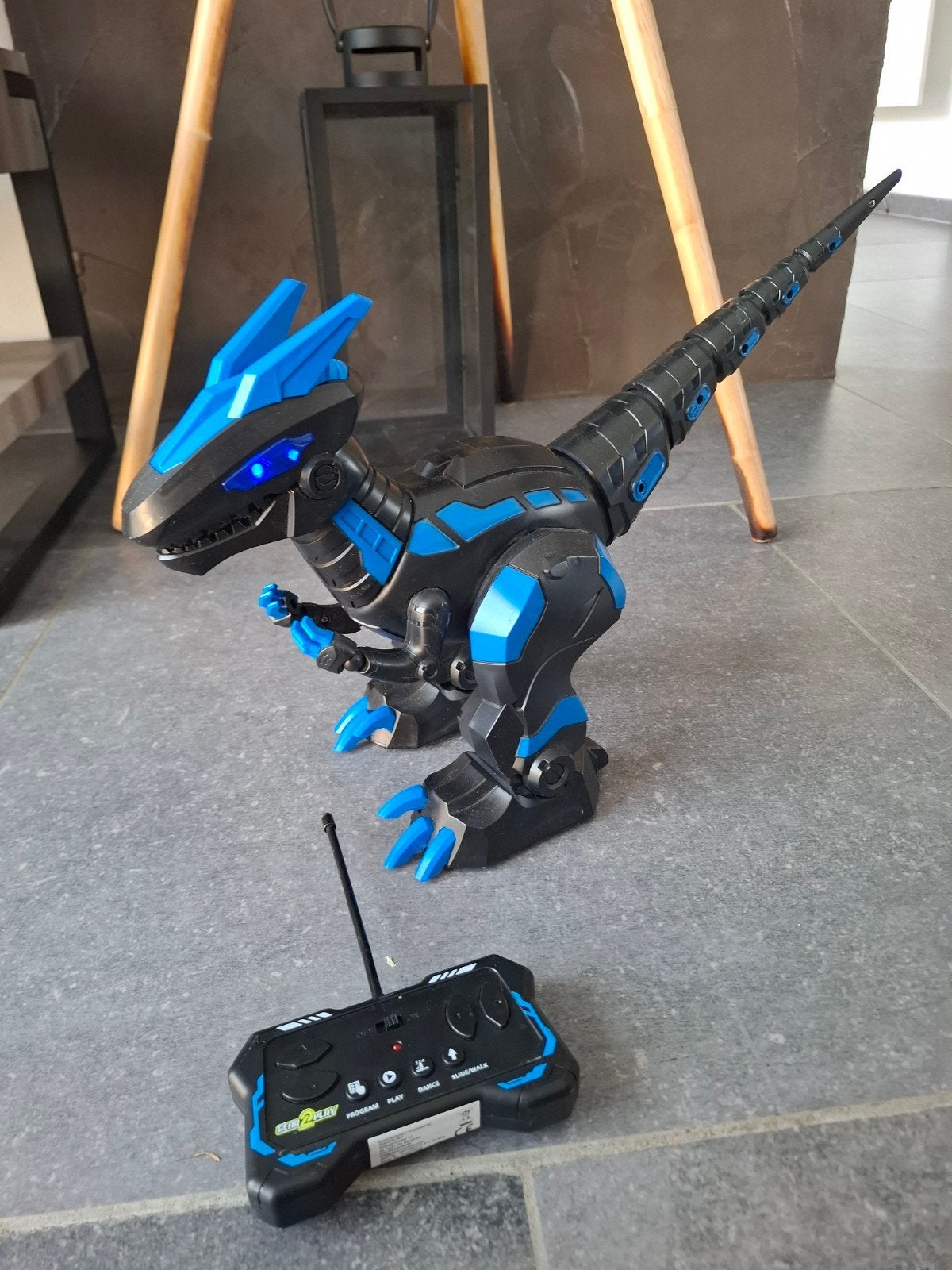 Dinosaure lumineux télécommander, Enlèvement ou Envoi, Neuf