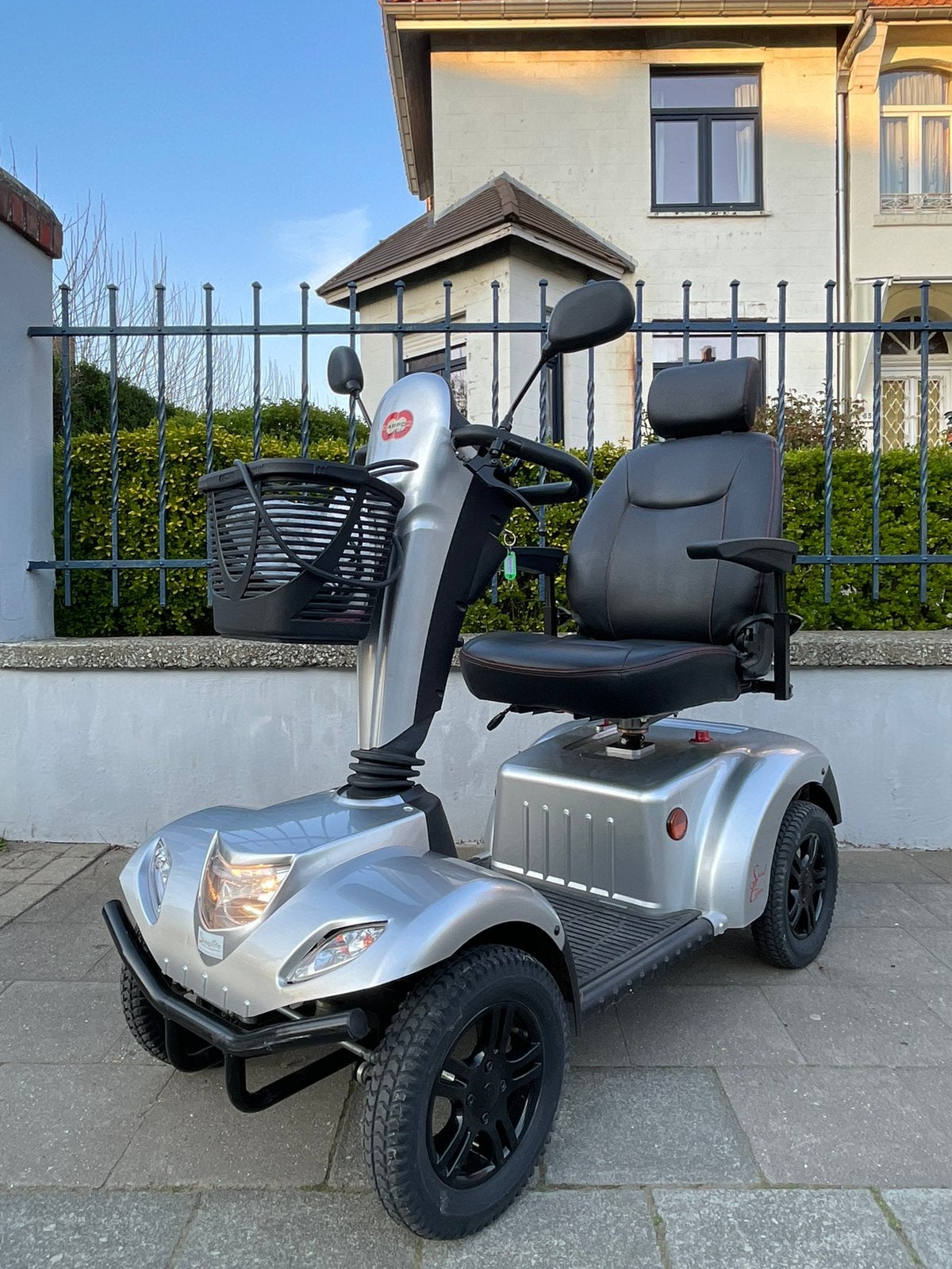 Scootmobiel Vermeiren Carpo 2 elektrische scooter, Diversen, Ophalen of Verzenden, Inklapbaar, Zo goed als nieuw, Elektrische rolstoel