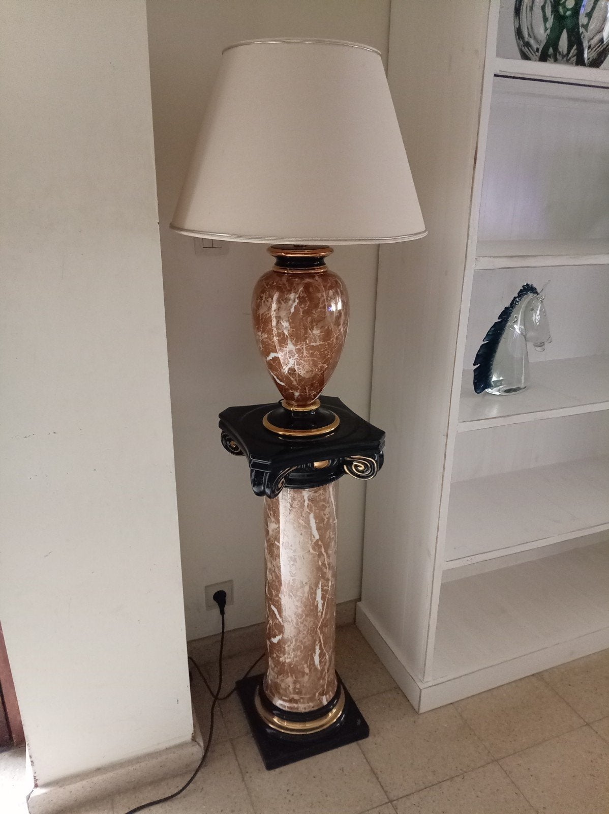 Lamp en zuil, Ophalen