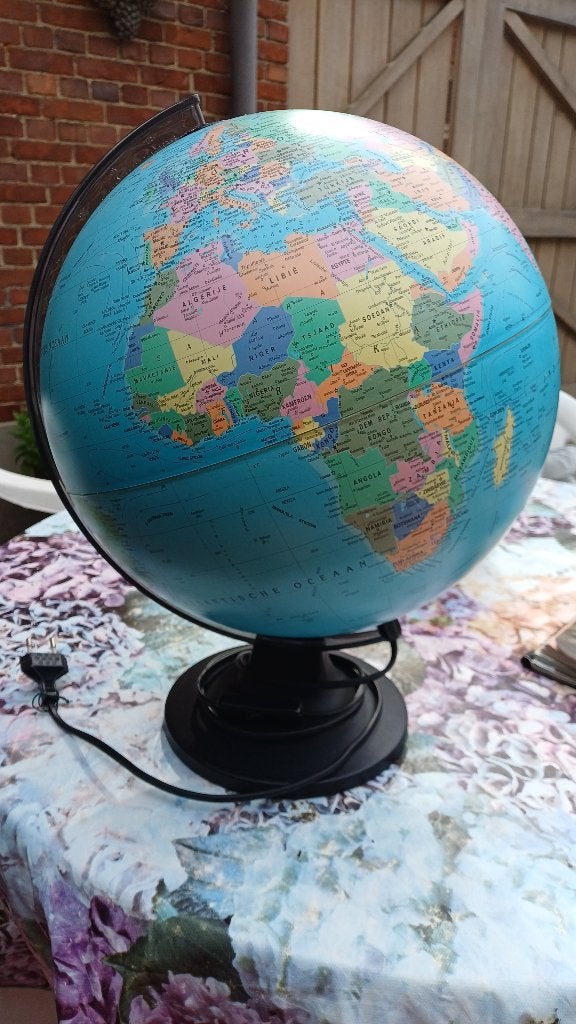 Wereldbol, Ophalen, Zo goed als nieuw