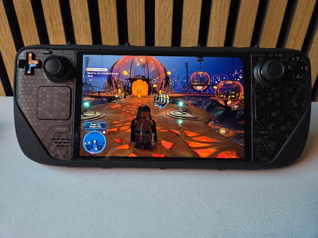 Steam Deck OLED 512GB + 1TB microSD + dbrand Killswitch, Games en Spelcomputers, Ophalen, Valve, Zo goed als nieuw
