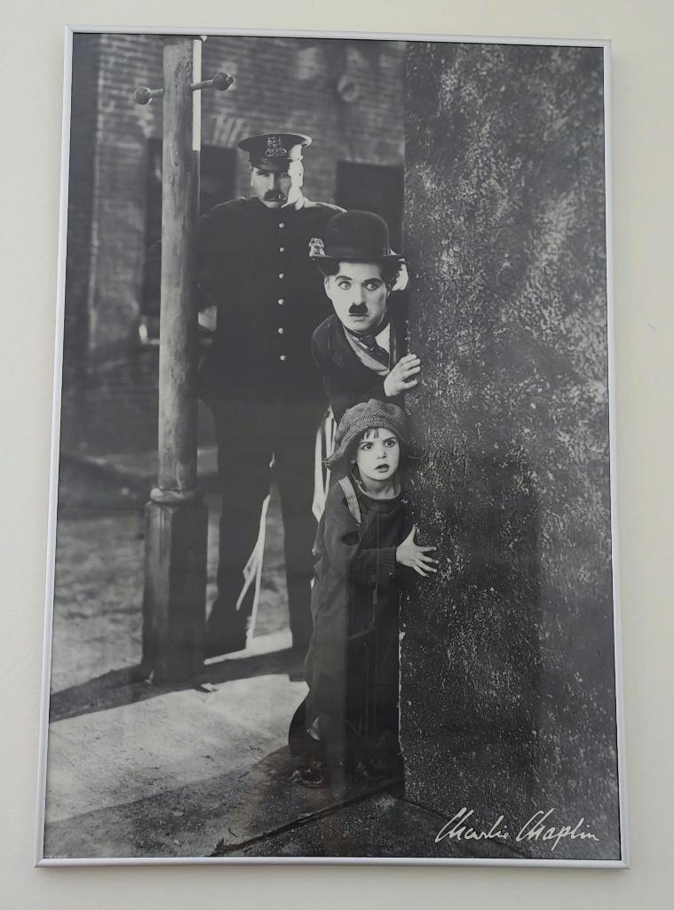 Tableau déco Charlie Chaplin le kid, Verzamelen, Posters, Ophalen, Rechthoekig Staand, Met lijst, Deurposter of groter