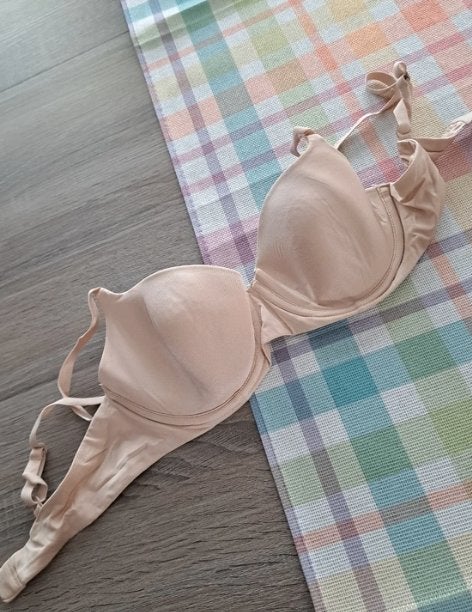 H&M nude BH eur 75B, Vêtements | Femmes, H&M, Enlèvement ou Envoi, Beige, Soutien-gorge