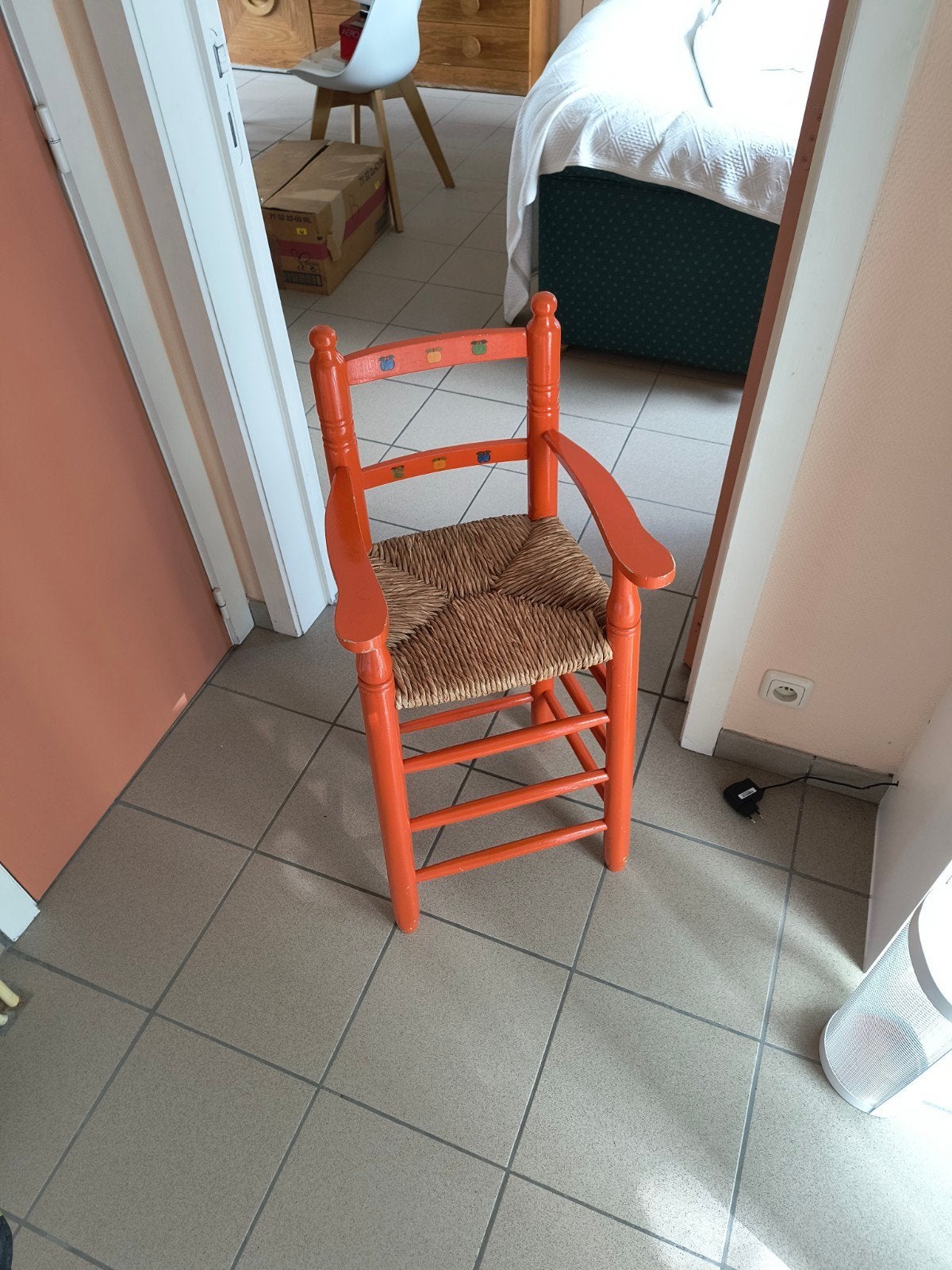 Charmante vintage houten kinderstoel / hoge stoel, Kinderen en Baby's, Ophalen