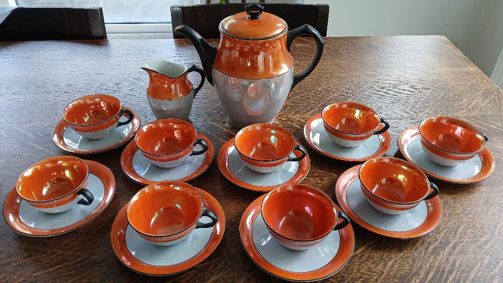 Societe ceramique Maestricht oranje koffie/theeservies, Enlèvement ou Envoi