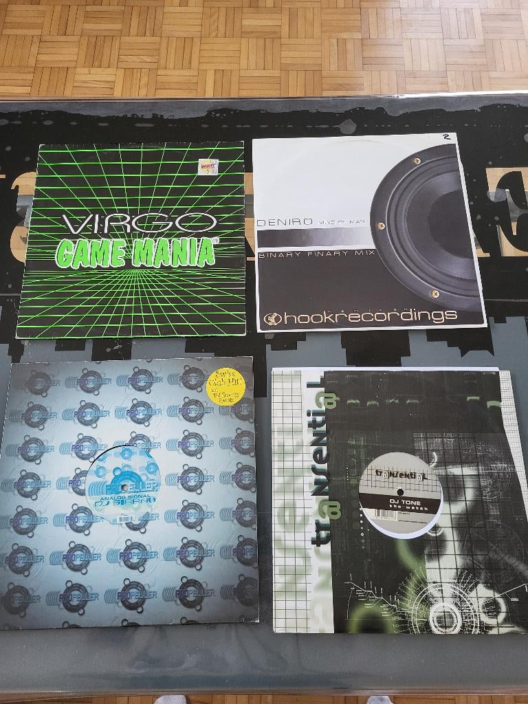 A vendre ce lot 4 vinyles techno, Envoi, Comme neuf, 12 pouces, Techno ou Trance