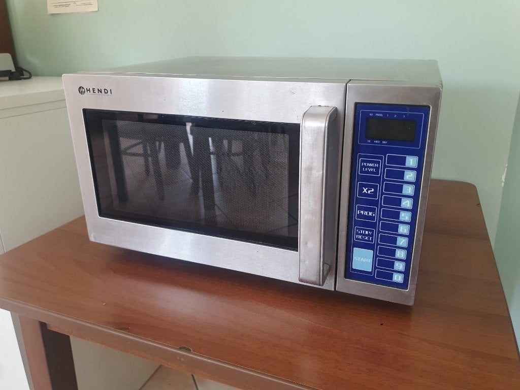 Four à micro-ondes professionnel Hendi, Enlèvement ou Envoi, Utilisé, Fours, Fours à micro-ondes et Fours à vapeur