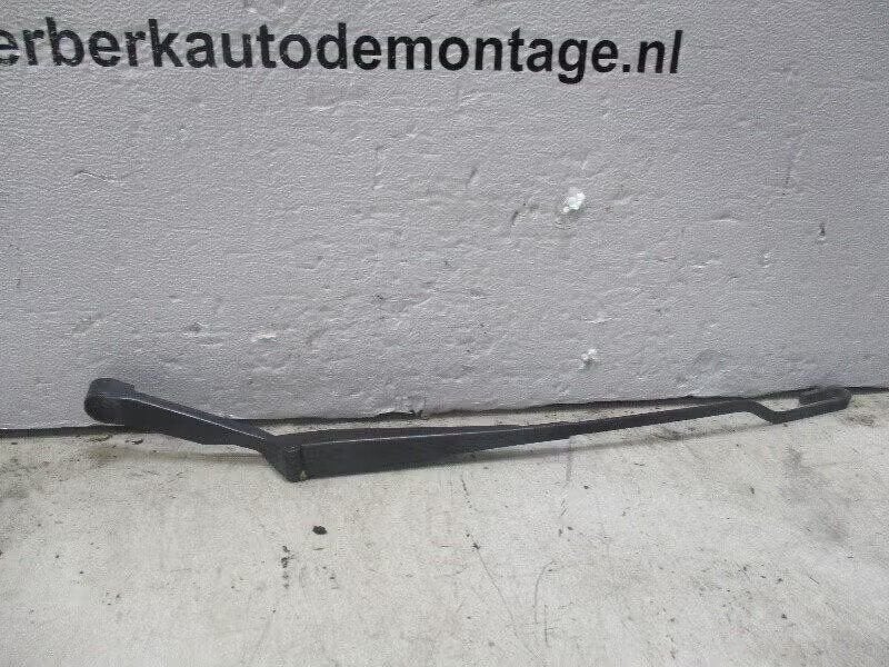 RUITENWISSERARM LINKS VOOR Vento (1H2) (1h1-955-409-c), Gebruikt, Berliner Ring 2 38440 Wolfsburg, DE, Volkswagen, Volkswagen AG